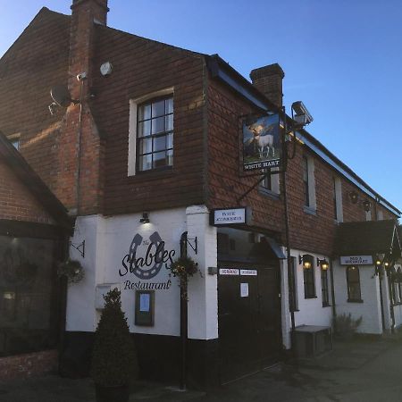 The White Hart Pub And Rooms Cranleigh Rom bilde