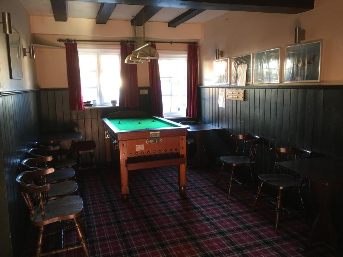 The White Hart Pub And Rooms Cranleigh Eksteriør bilde