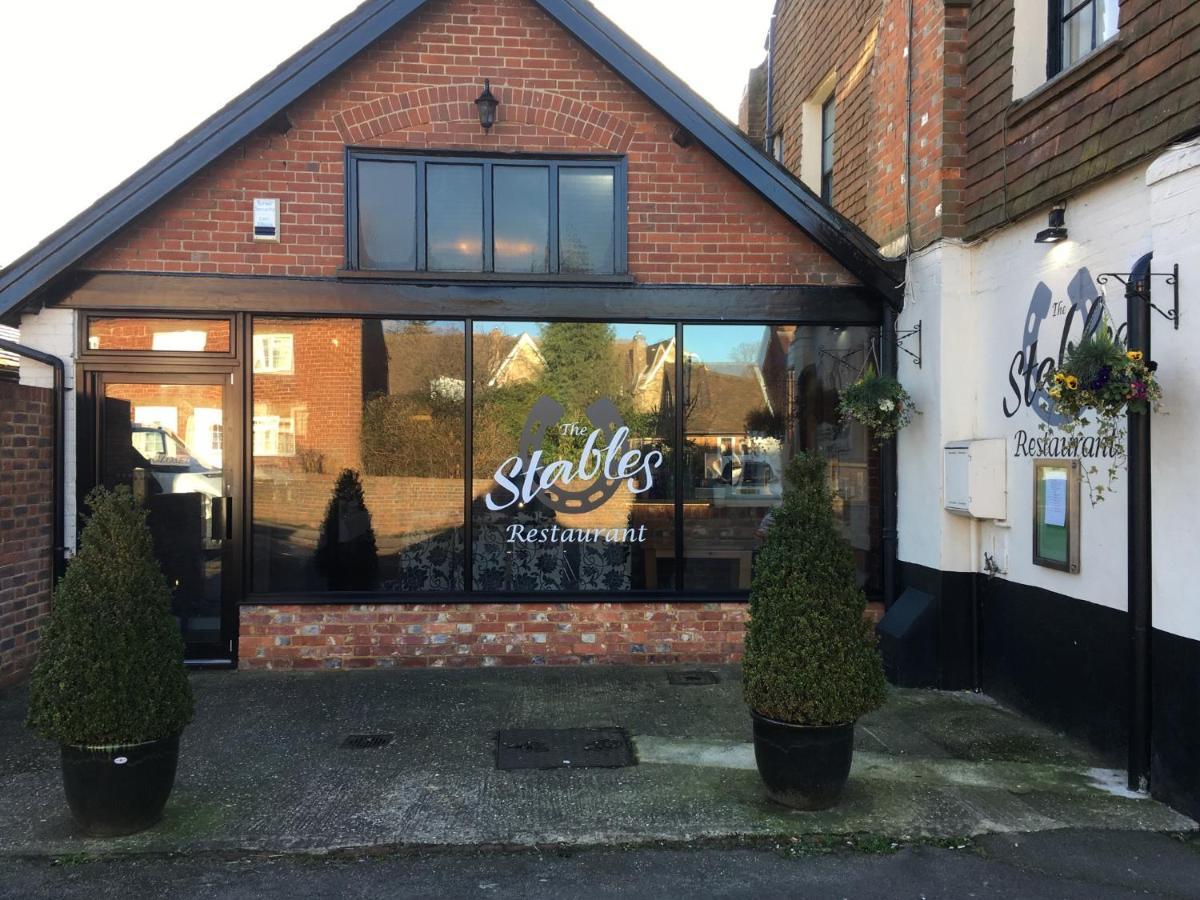 The White Hart Pub And Rooms Cranleigh Eksteriør bilde